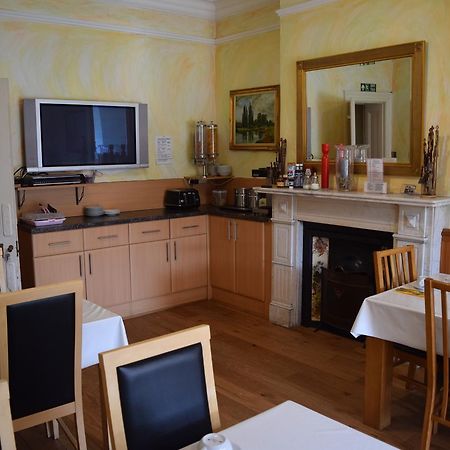 Heatherbank Guest House Barnet Bagian luar foto