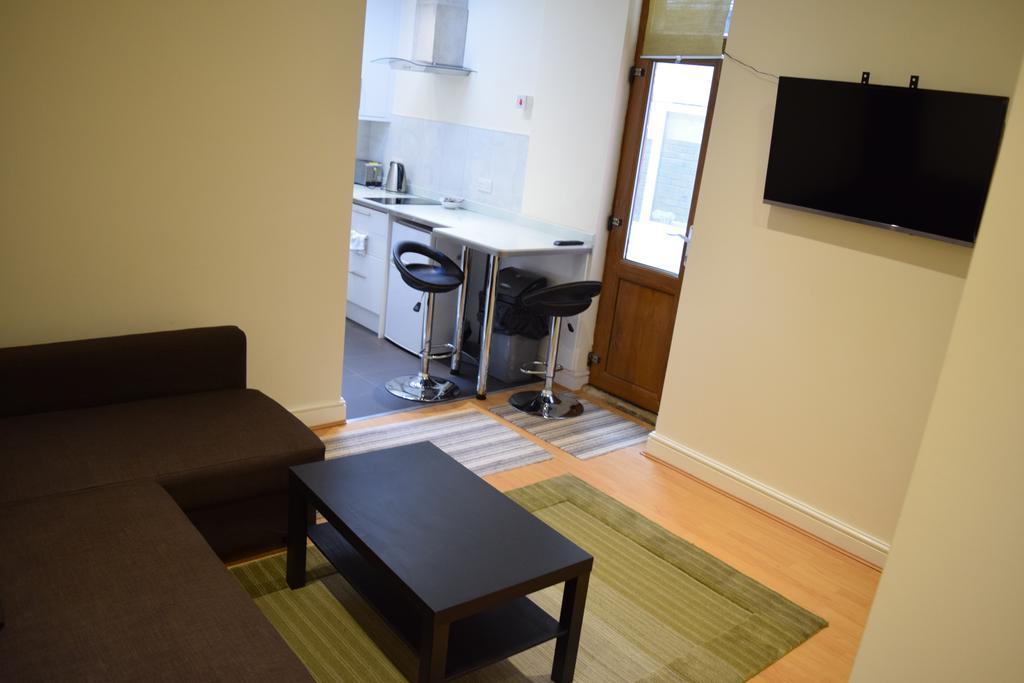 Heatherbank Guest House Barnet Bagian luar foto