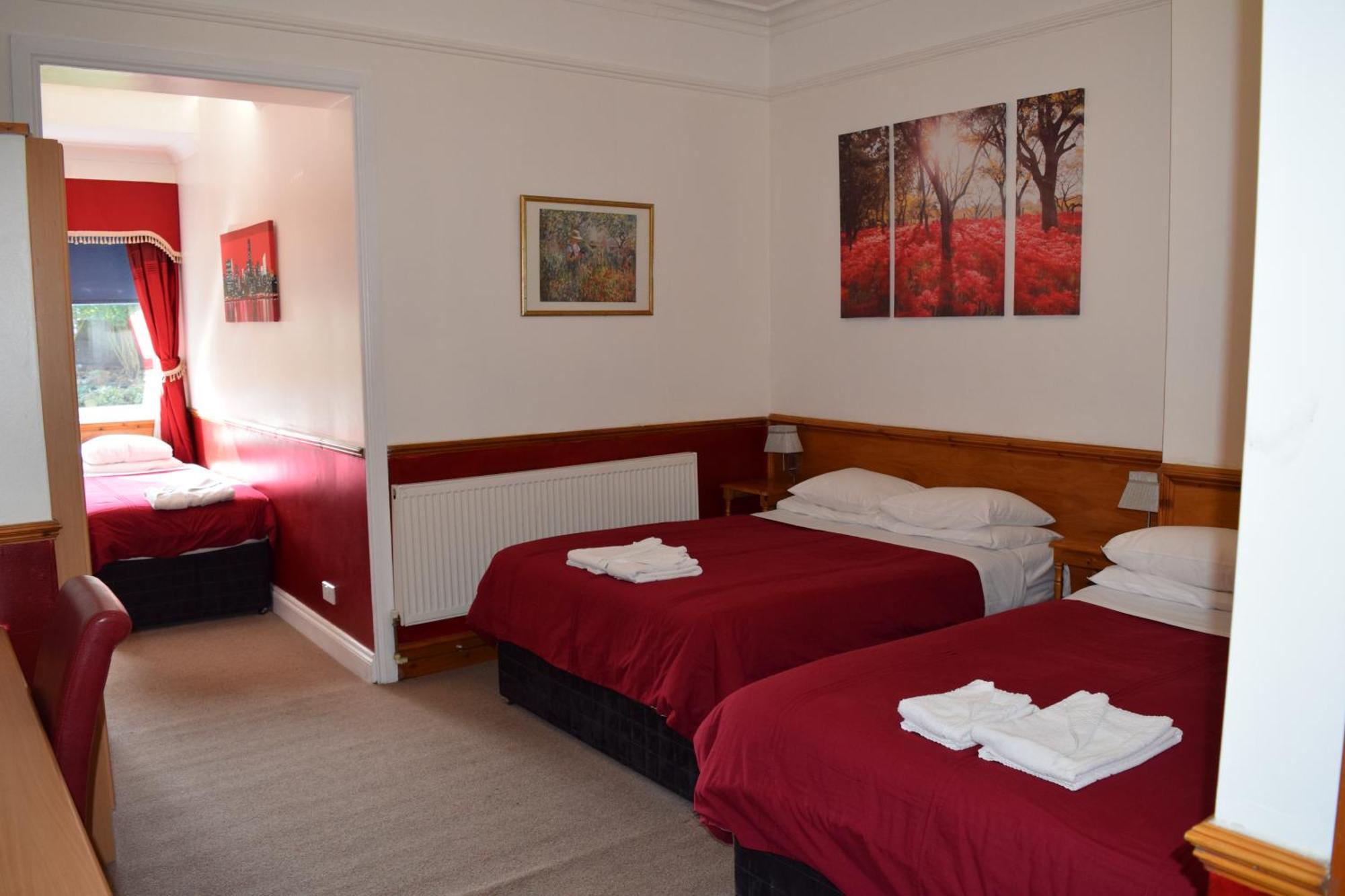 Heatherbank Guest House Barnet Bagian luar foto