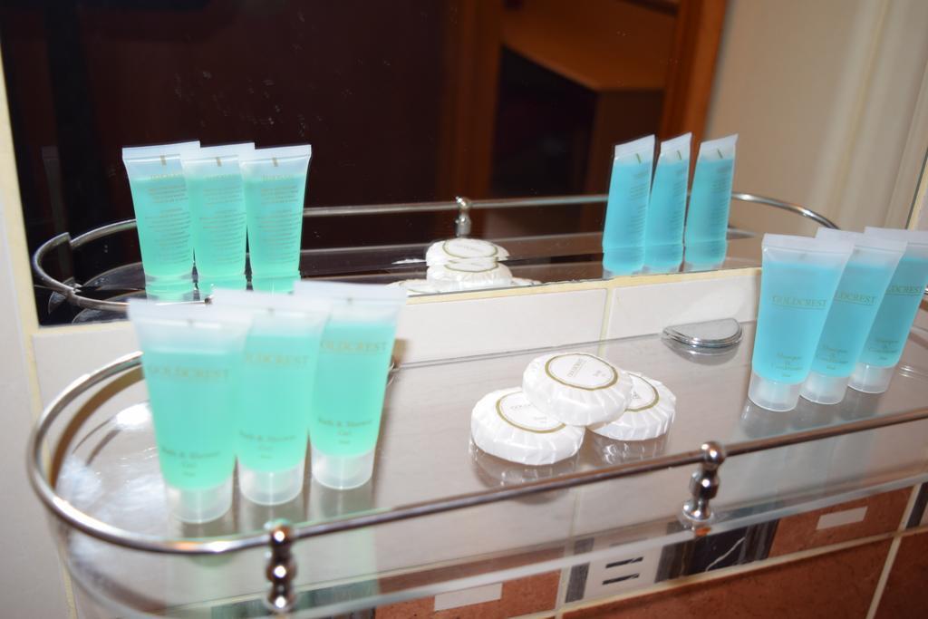 Heatherbank Guest House Barnet Bagian luar foto