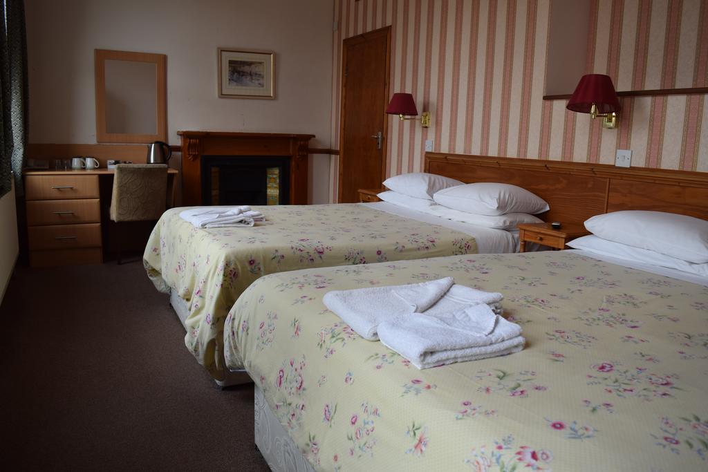 Heatherbank Guest House Barnet Bagian luar foto
