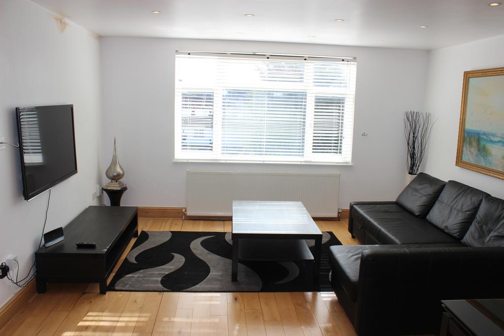 Heatherbank Guest House Barnet Bagian luar foto