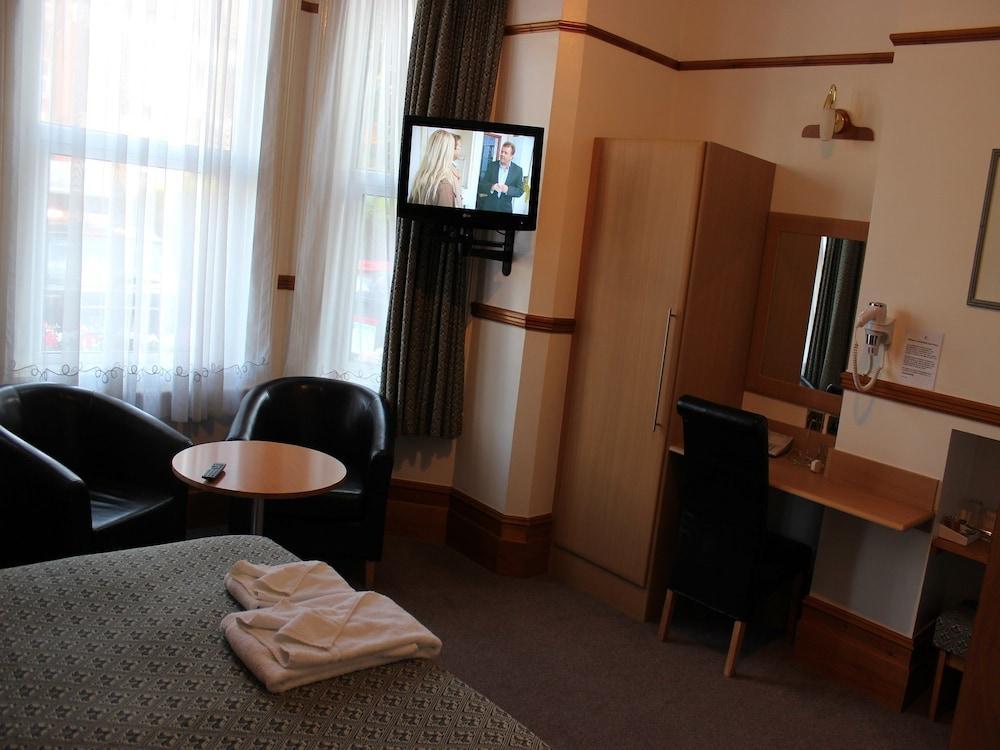 Heatherbank Guest House Barnet Bagian luar foto